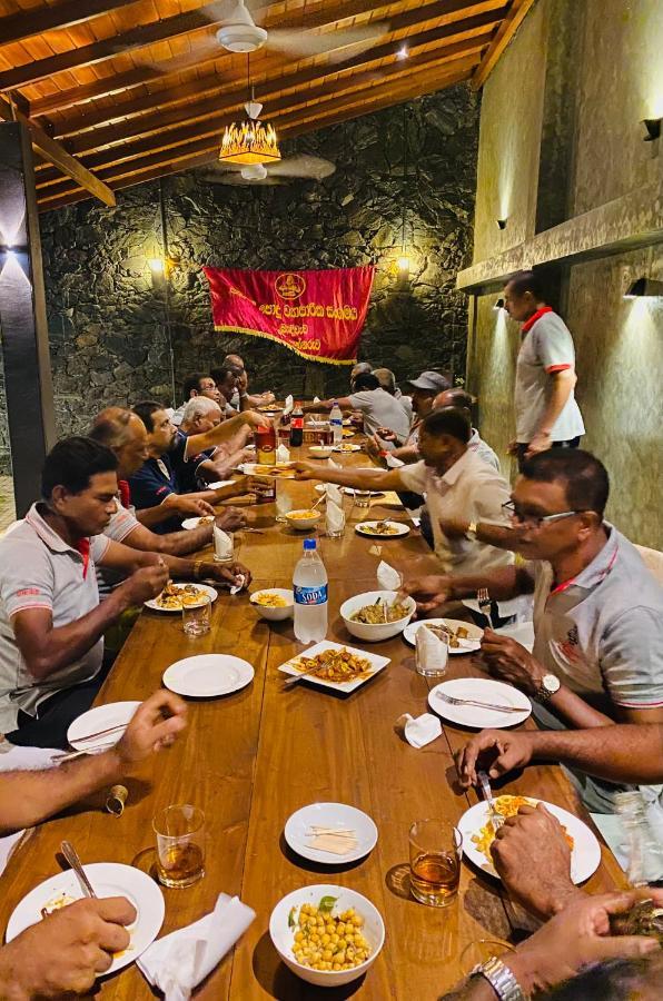 مبيت وإفطار بولاناروفاي Royal Nest المظهر الخارجي الصورة